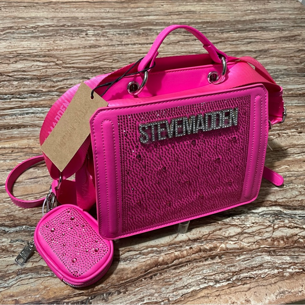 Steve Madden - Picture 7 of 11